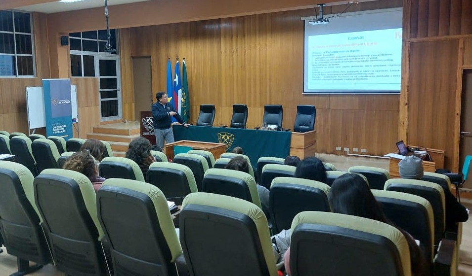 El “Centro de Gobernanza, Políticas y Gestión Pública” de Universidad de Atacama invita a postular a la beca de “Diplomado en gestión municipal y desarrollo local”